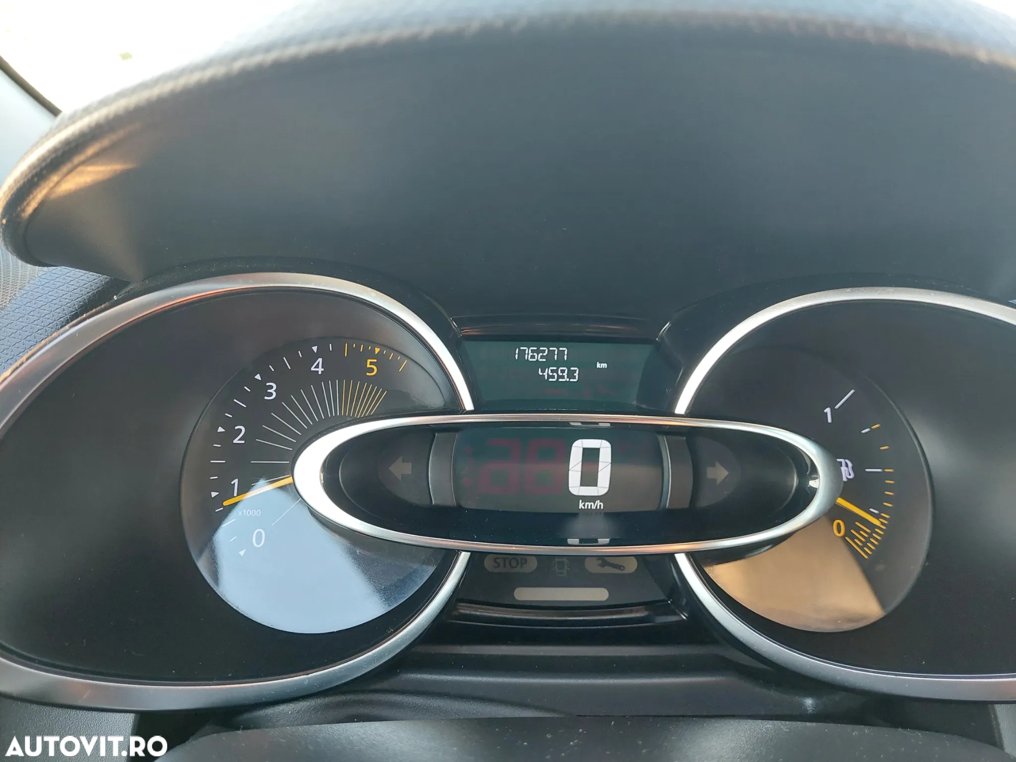 Renault Clio IV 1.5 dCi 75 Dynamique - 10