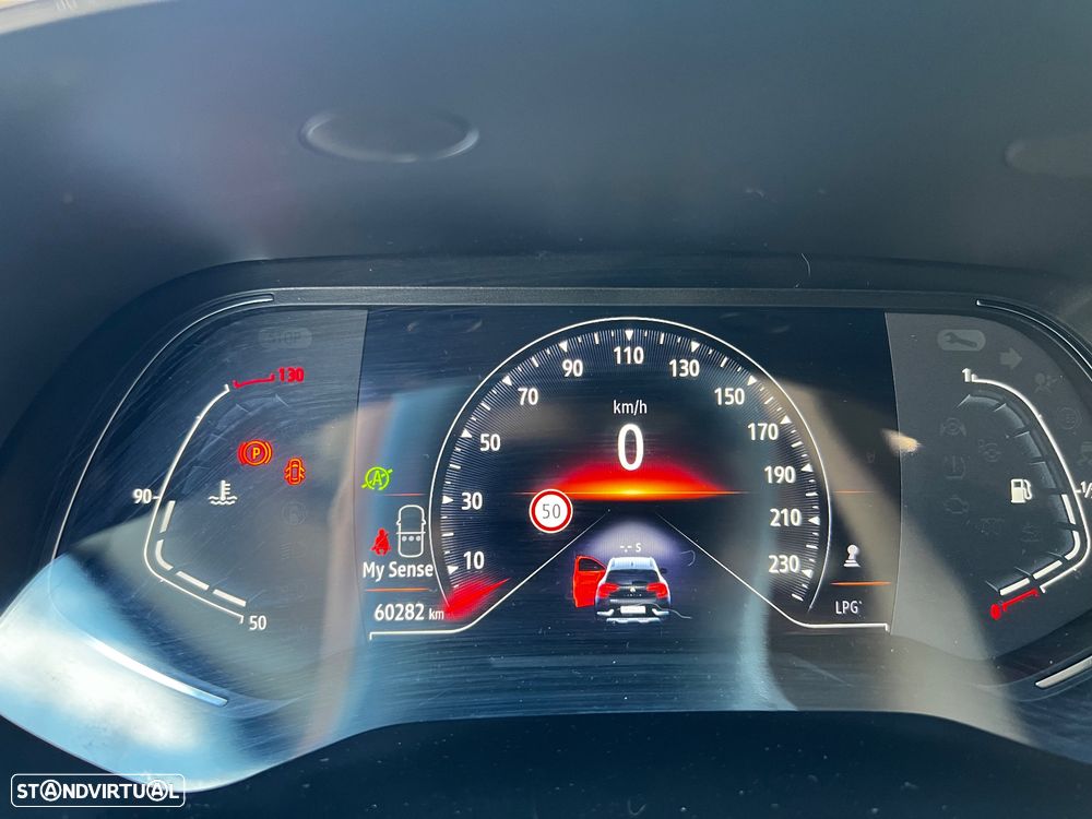 Renault Captur 1.0 TCe Evolution - 4
