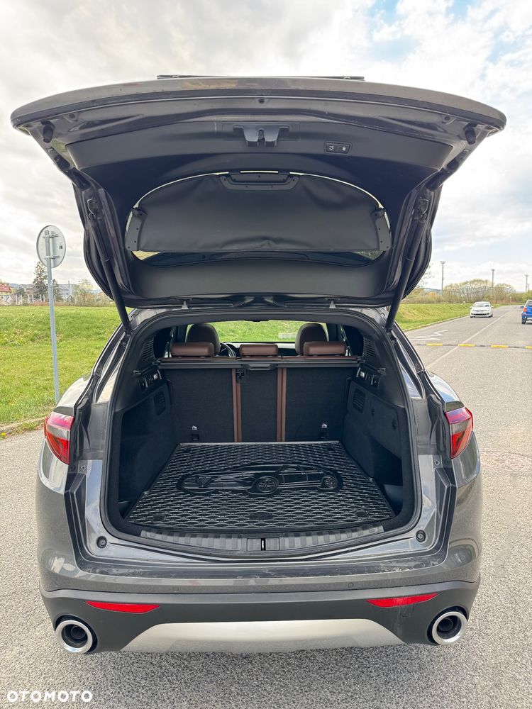 Alfa Romeo Stelvio 2.2 16V AT8-Q4 Super - 11