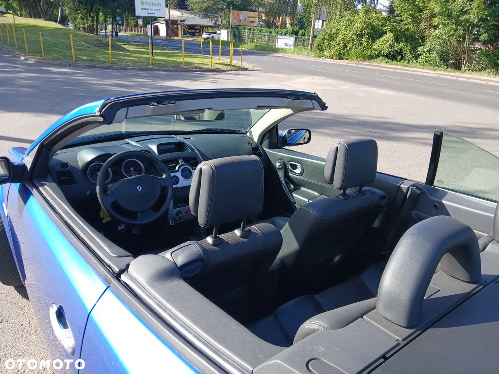 Renault Megane 2.0 16V Dynamique - 11