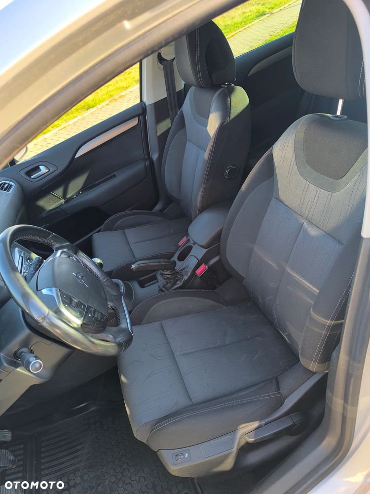 Citroën C4 1.6 HDi Seduction - 8