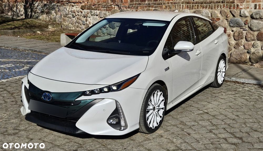 Toyota Prius - 4