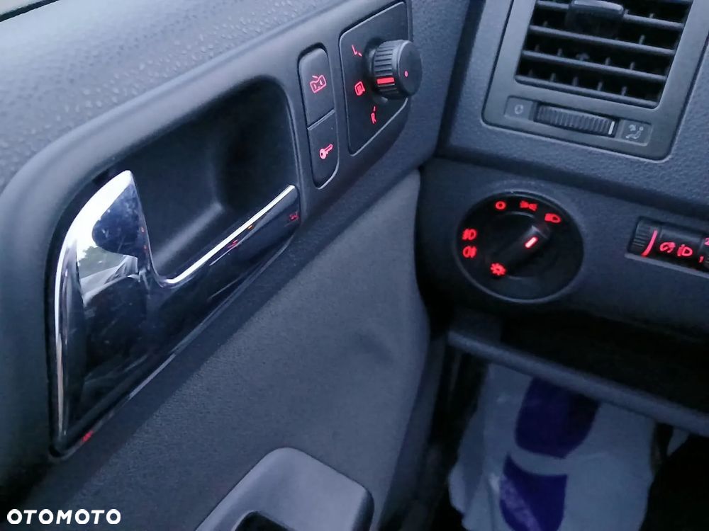Volkswagen Polo - 26