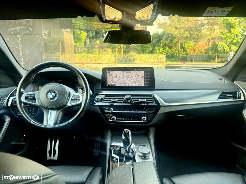 BMW 520 e Pack M - 4