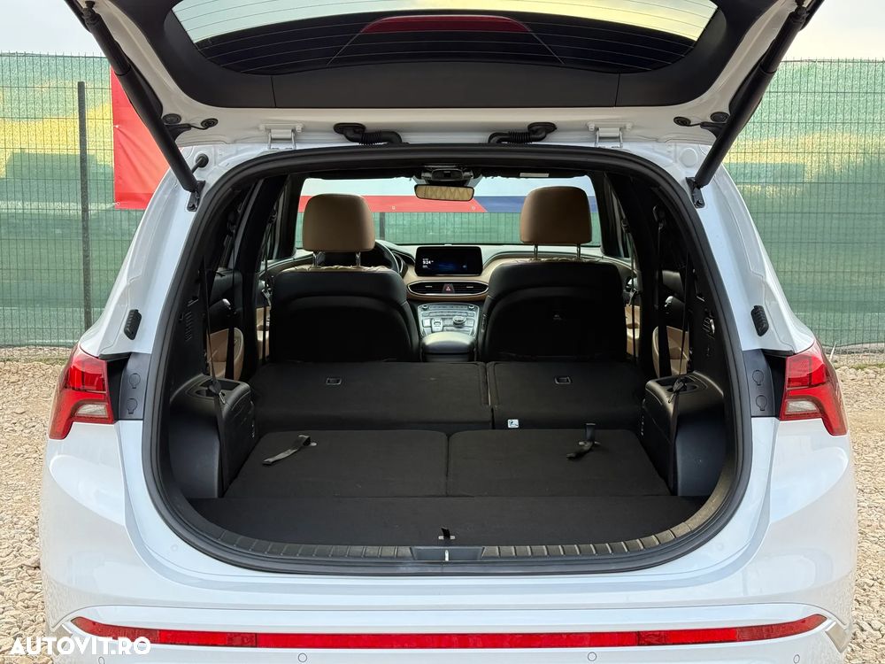 Hyundai Santa Fe 1.6 Plugin-Hybrid 4WD SEVEN Signature - 15