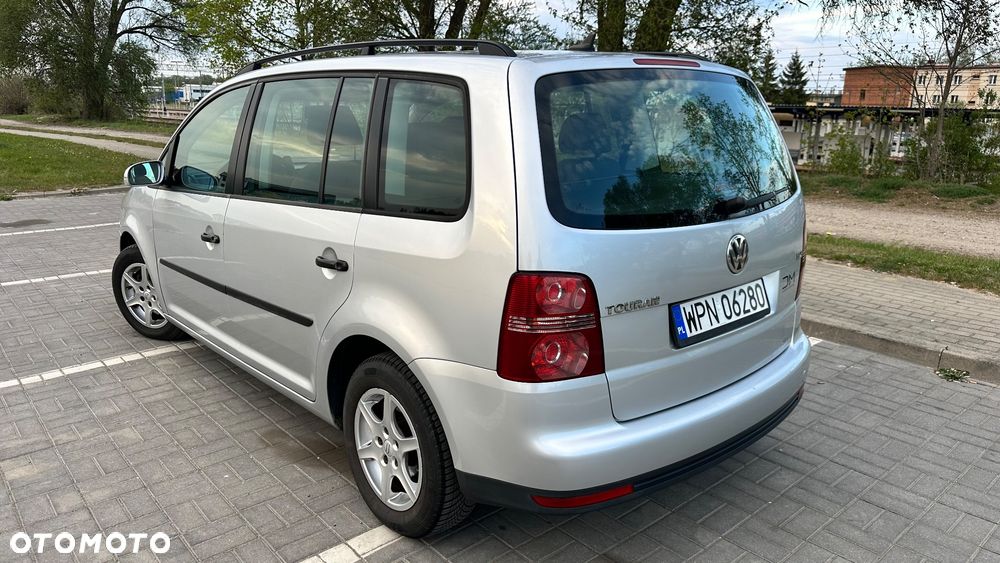 Volkswagen Touran 1.9 TDI Conceptline - 7