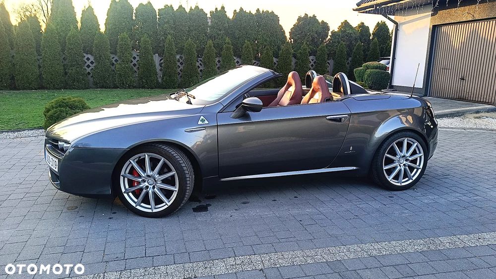 Alfa Romeo Spider - 21
