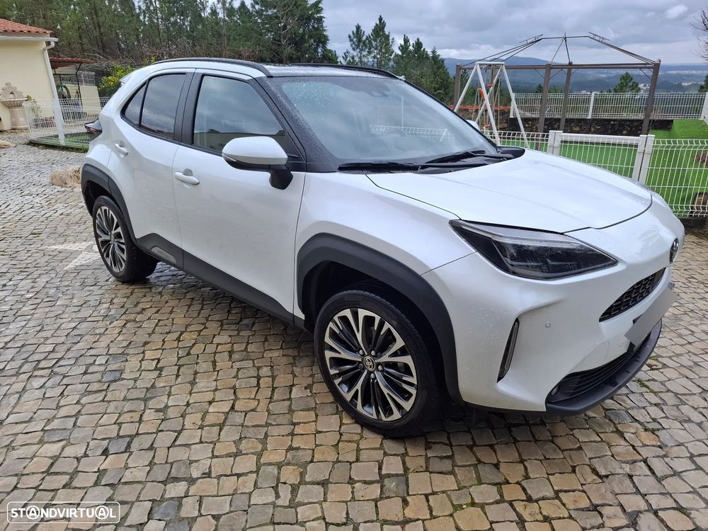 Toyota Yaris Cross 1.5 HDF Luxury - 2