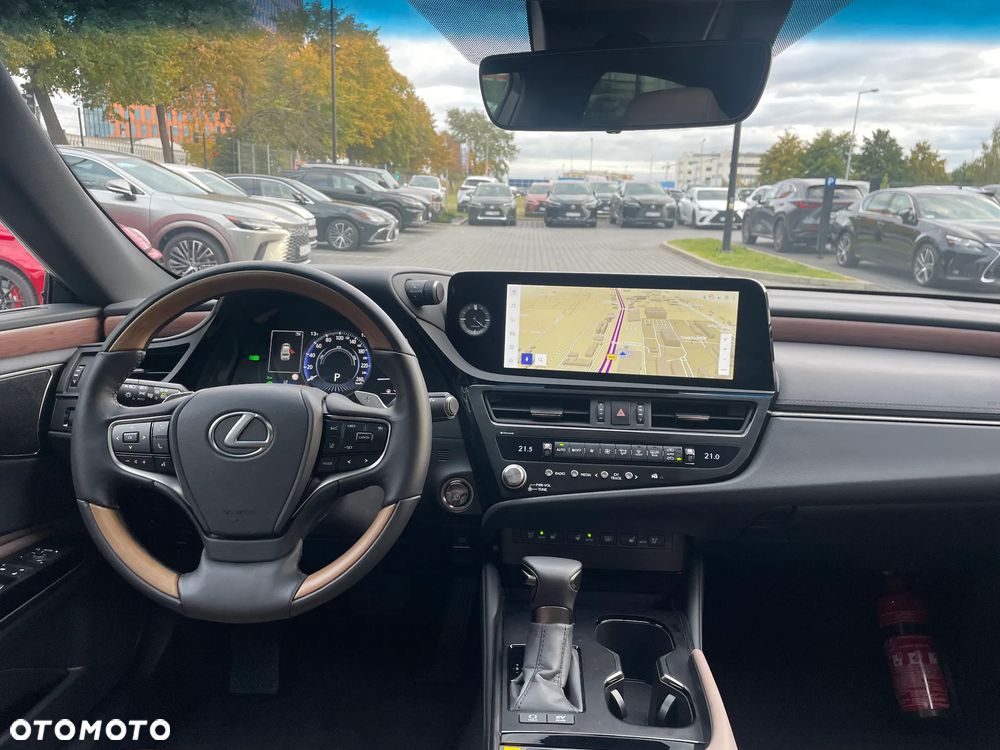 Lexus ES 300h Prestige - 10