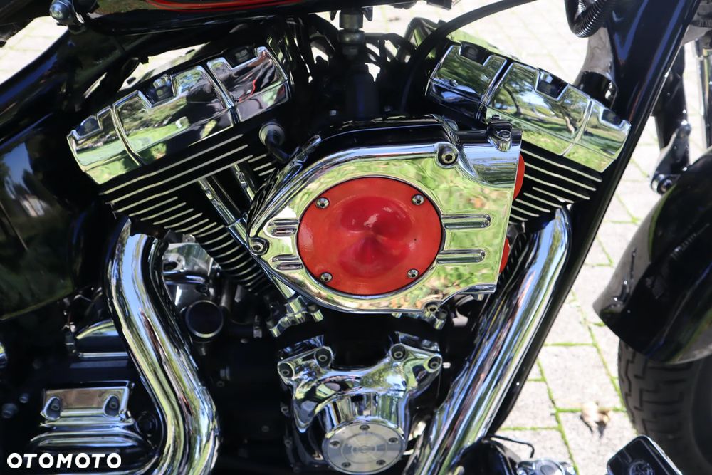 Harley-Davidson Dyna - 19