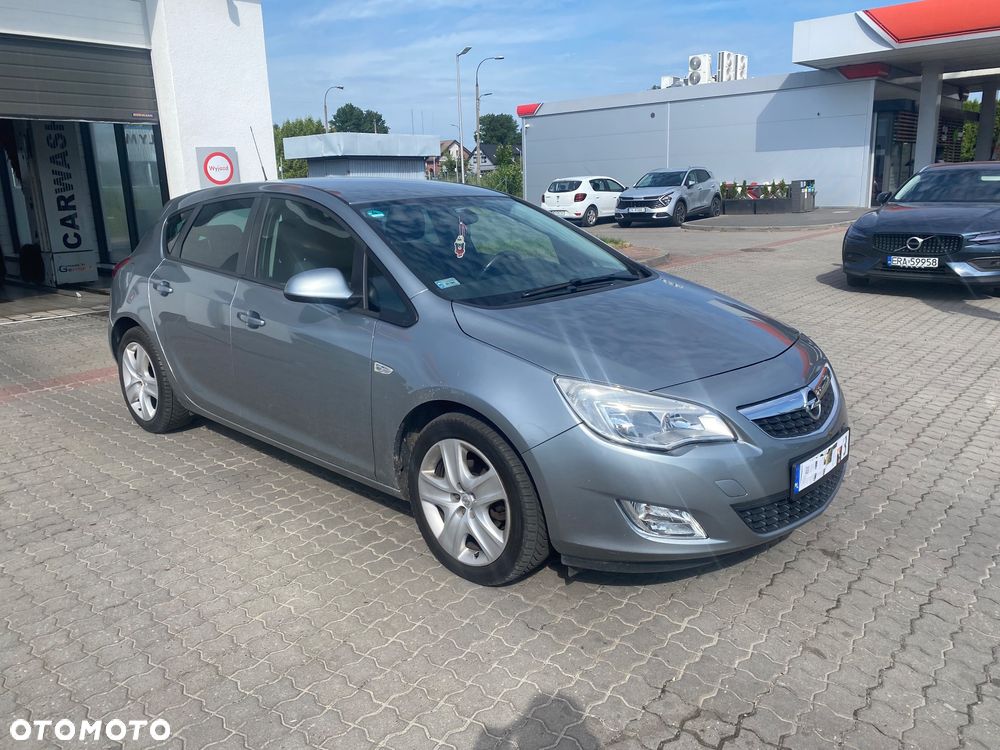 Opel Astra 1.6 Cosmo - 1