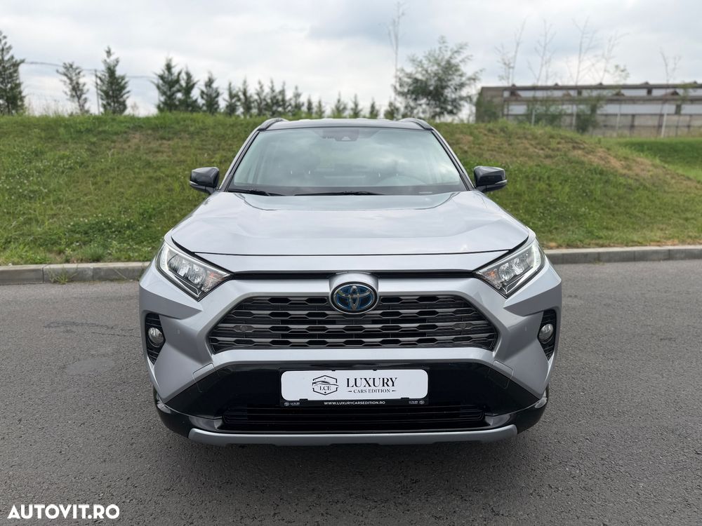 Toyota RAV4 - 10
