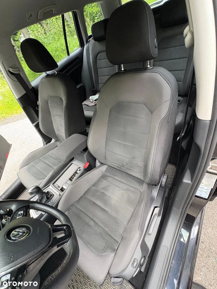 Volkswagen Golf 2.0 TDI SCR DSG Highline - 39