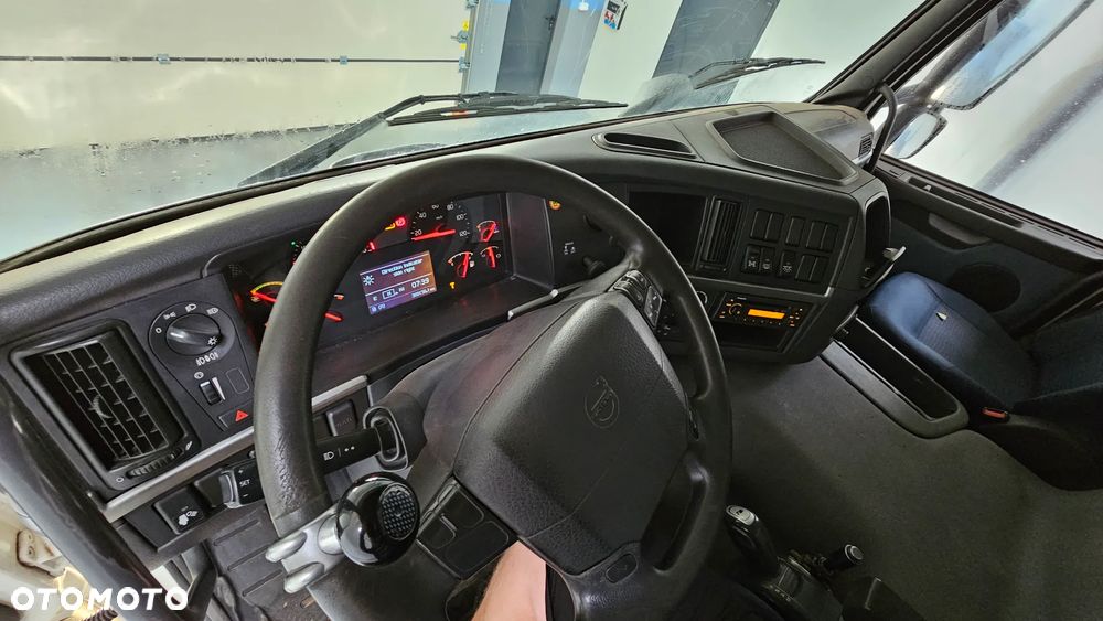 Volvo FMX 410 3 Strony Kiper 6x4 tylko 300000KM - 3