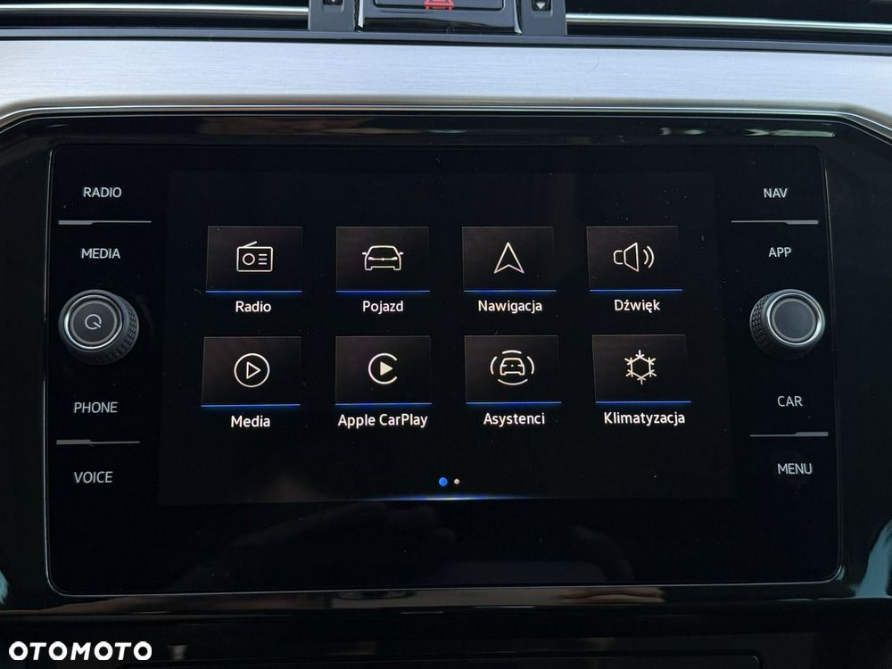 Volkswagen Passat 2.0 TSI Elegance DSG - 23