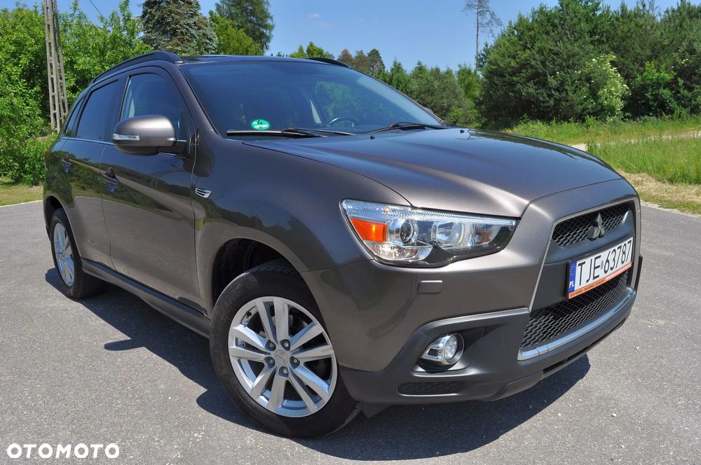 Mitsubishi ASX - 5