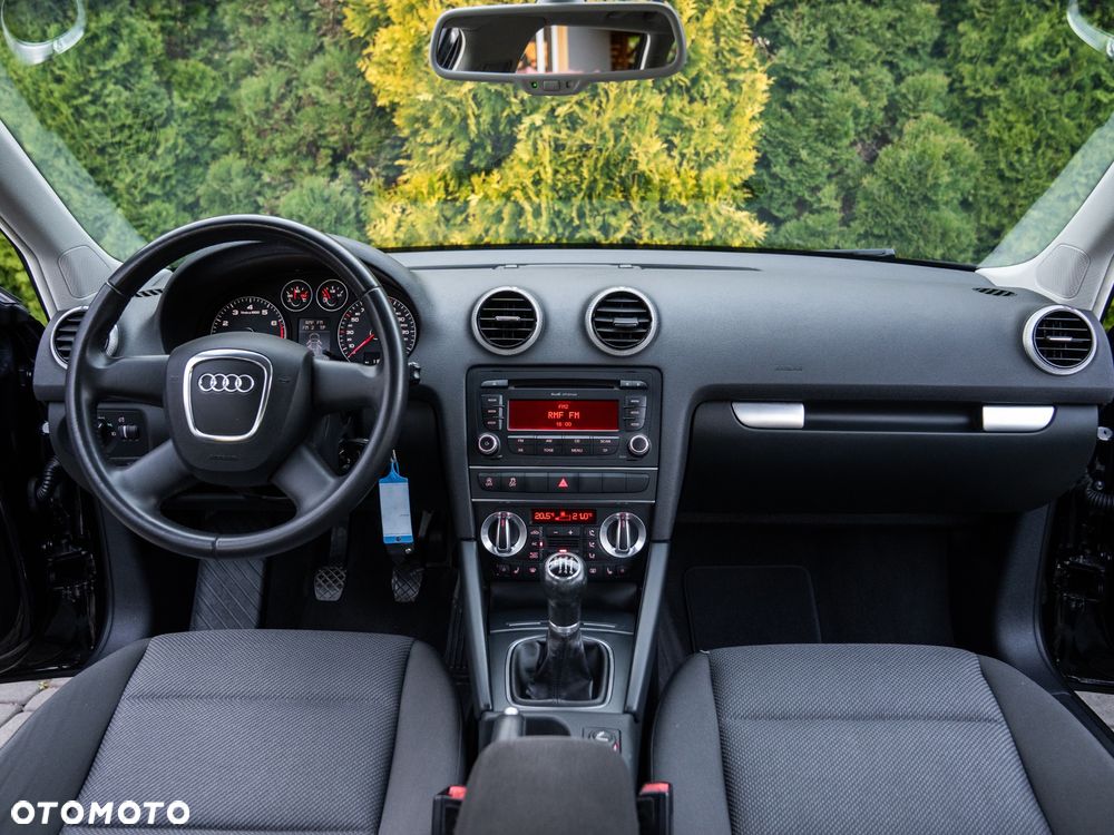Audi A3 Sportback 1.2 TFSI Attraction - 30