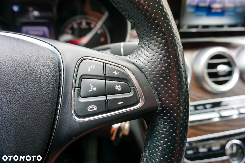 Mercedes-Benz Klasa C 200 7G-TRONIC Avantgarde - 35