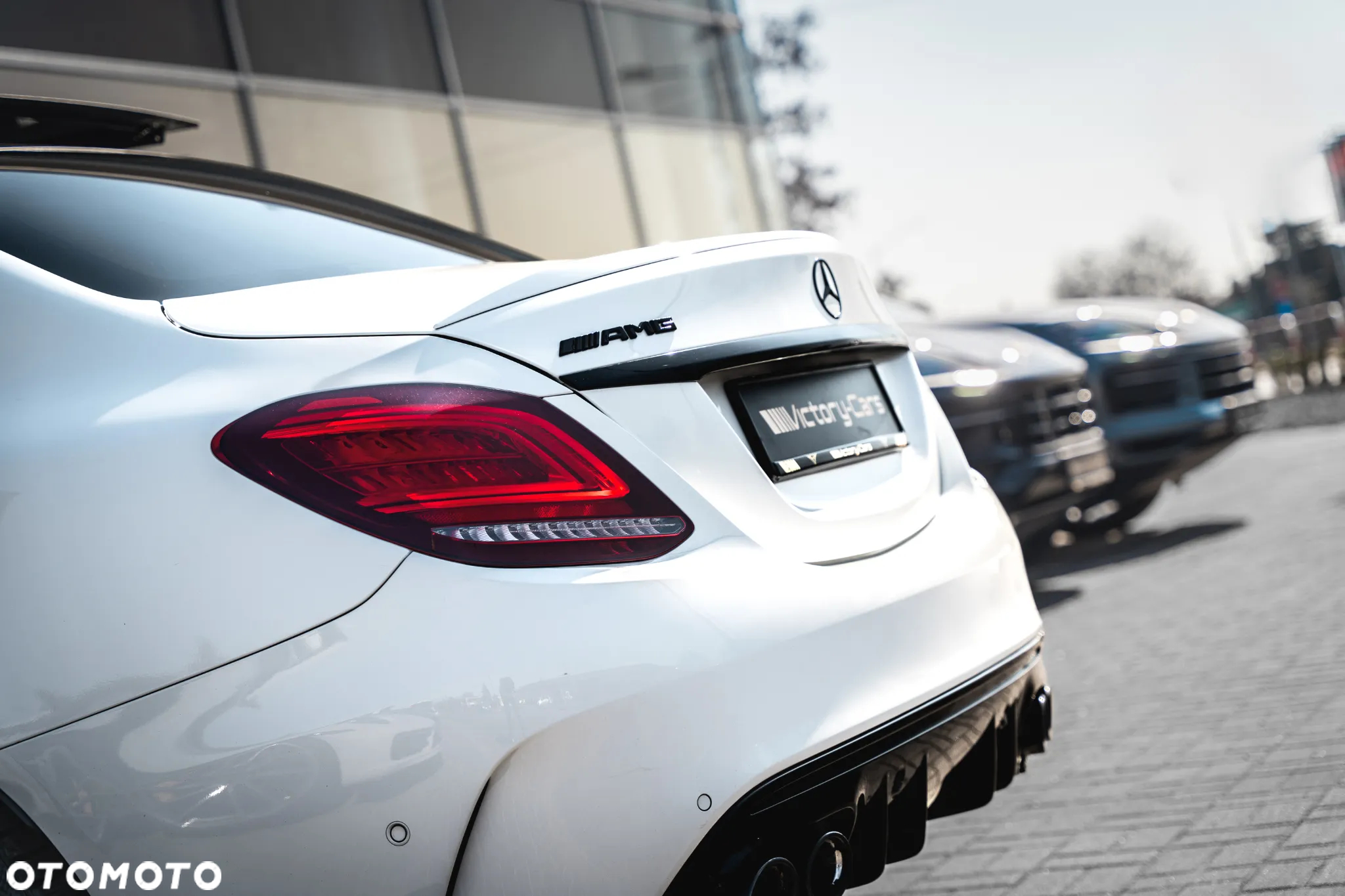 Mercedes-Benz Klasa C AMG 43 4Matic AMG TCT 9G - 12