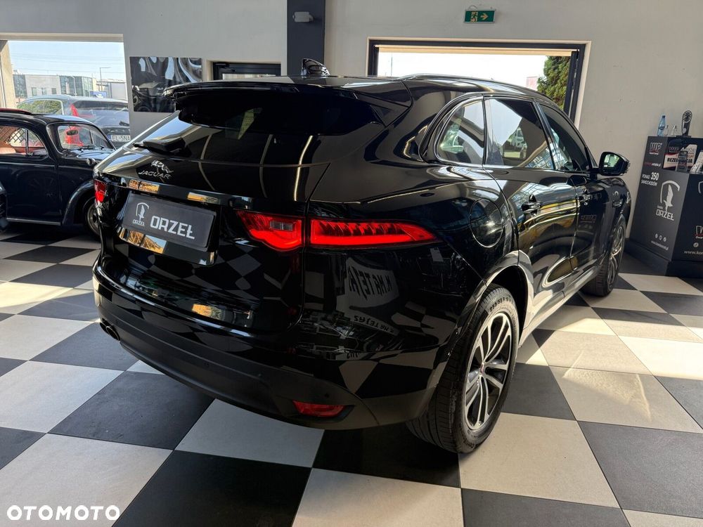 Jaguar F-Pace 2018 photo 5