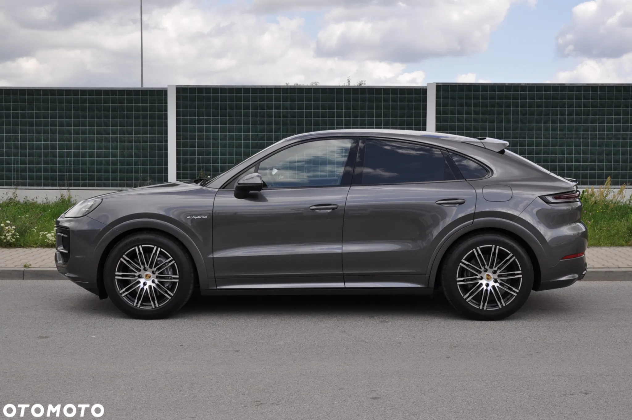 Porsche Cayenne - 19