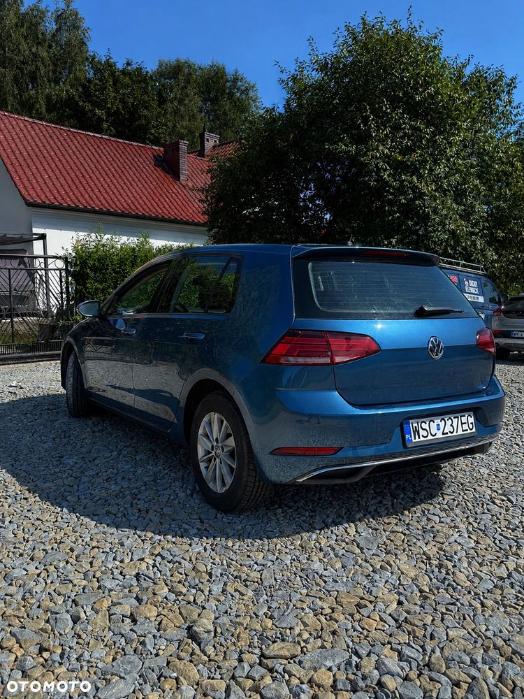 Volkswagen Golf - 4