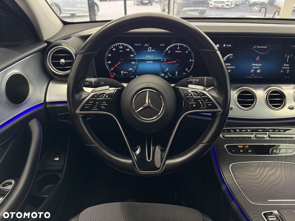 Mercedes-Benz Klasa E - 15