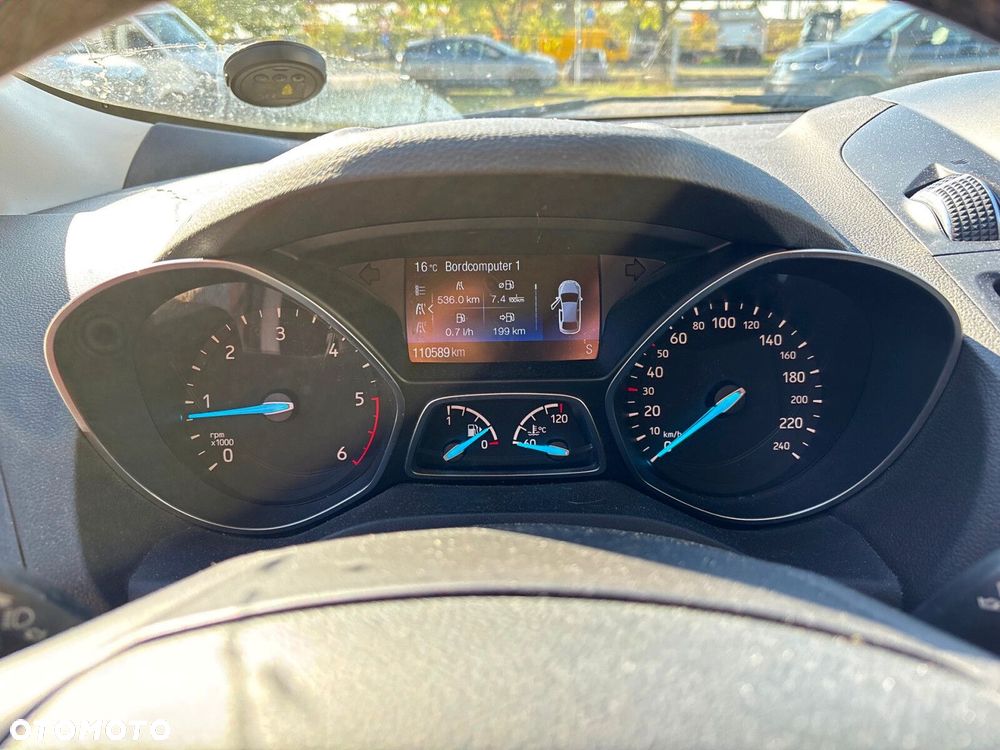 Ford Kuga - 39