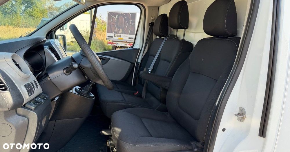 Renault Trafic - 28