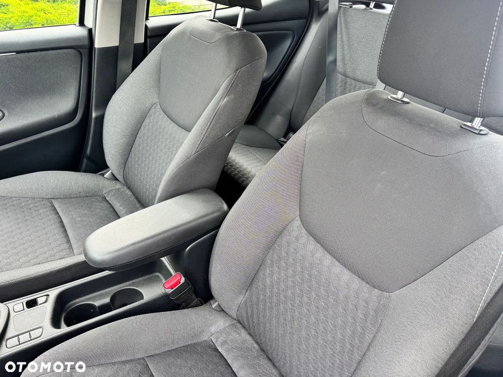 Toyota Yaris Hybrid 1.5 Executive - 11