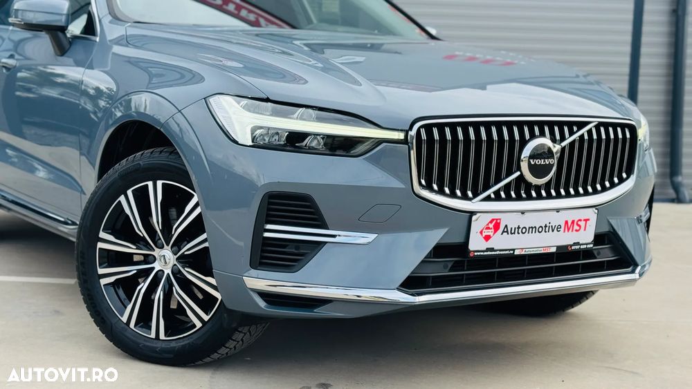 Volvo XC 60 T6 AWD Recharge Geartronic Inscription Expression - 34