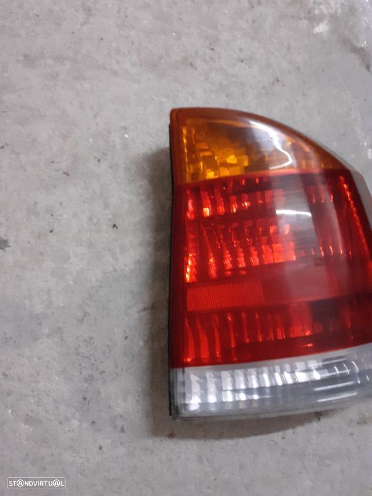 Farol traseiro lado passageiro opel vectra c - 3