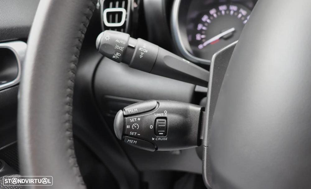 Citroën C3 Aircross 1.2 PureTech Shine EAT6 - 28