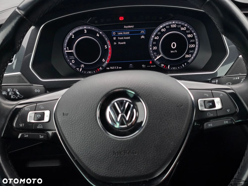 Volkswagen Tiguan 2.0 TDI SCR R-Line - 29
