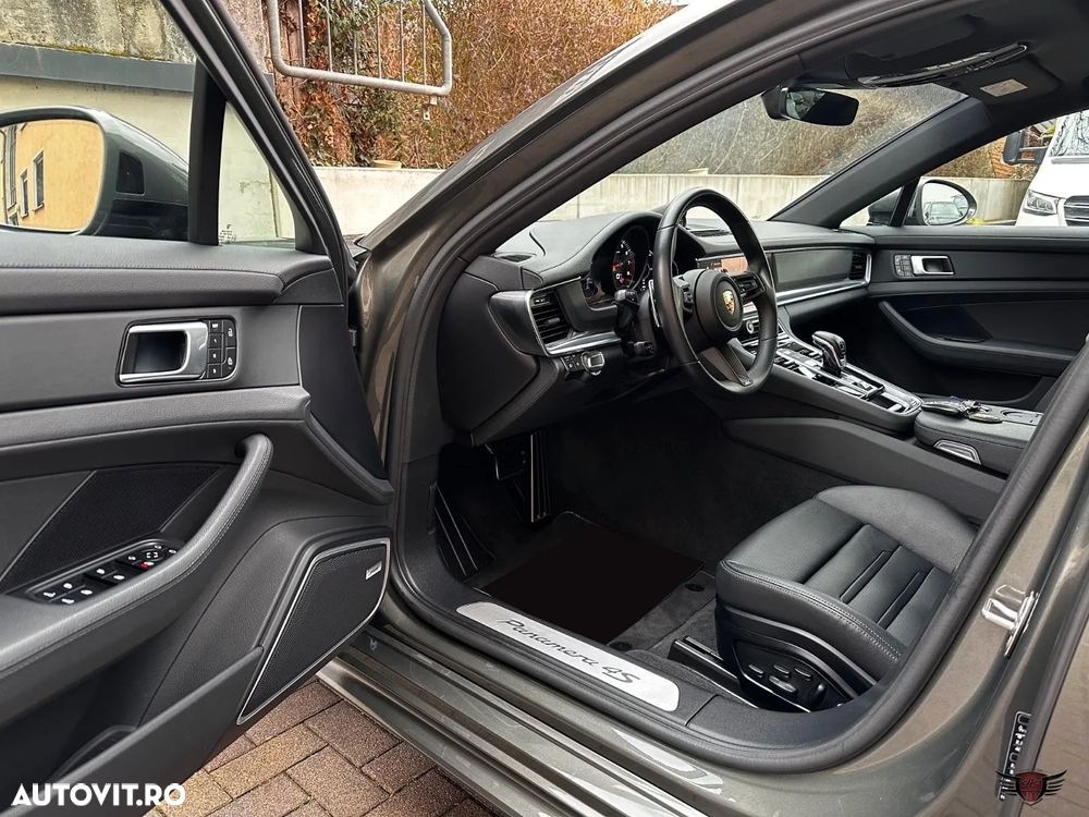 Porsche Panamera 4S Executive - 9