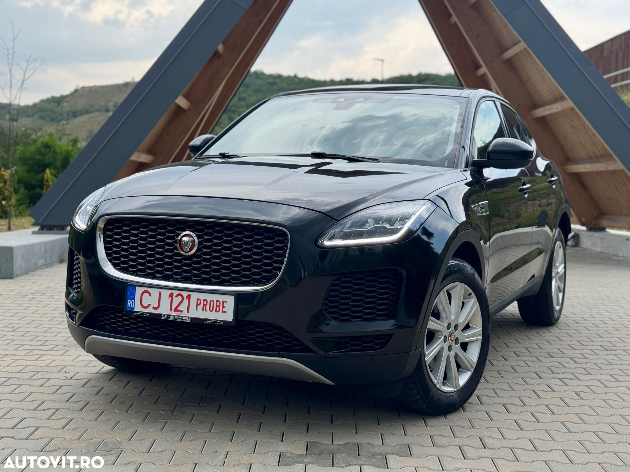 Jaguar E-Pace D150 AWD Aut. - 3