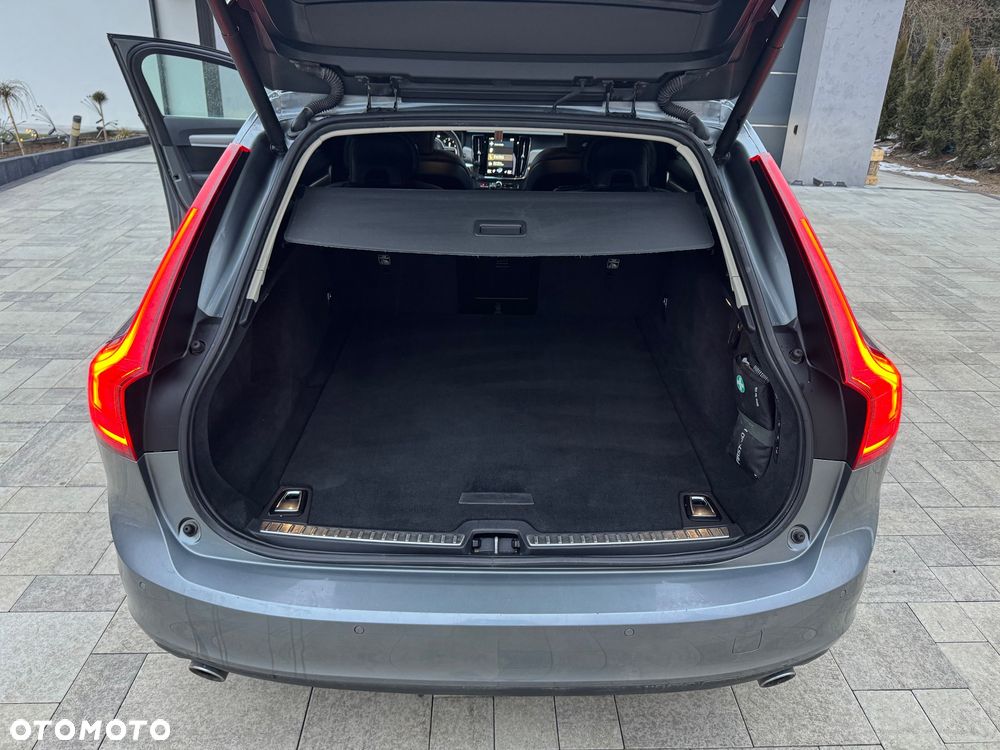 Volvo V90 D4 Geartronic Momentum Pro - 8