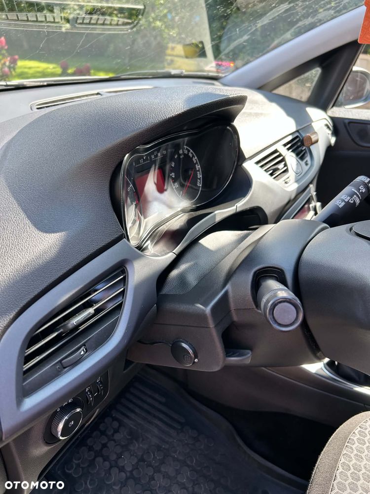 Opel Corsa - 7