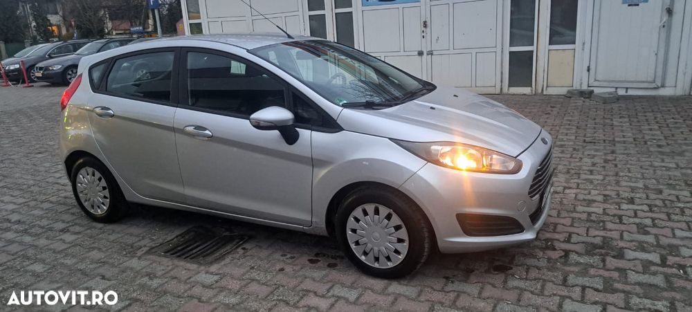 Ford Fiesta 1.6 TDCI DPF Titanium - 12