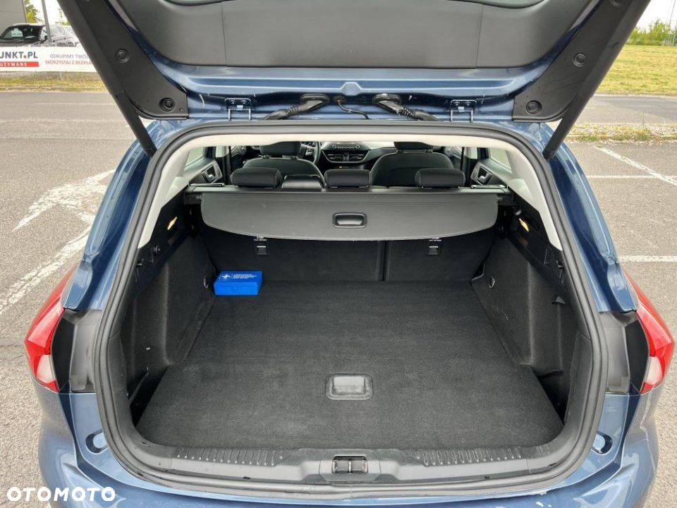 Ford Focus - 8