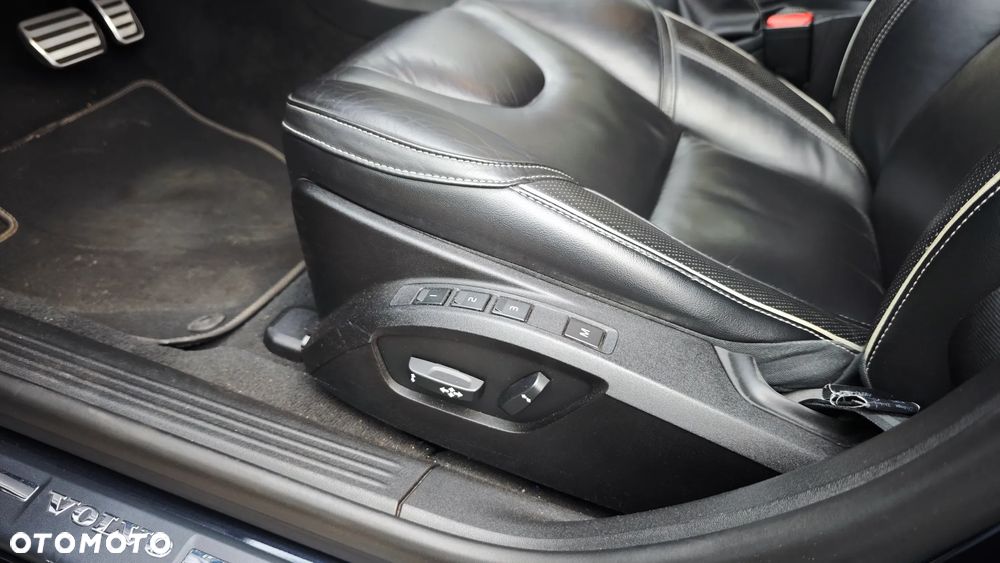 Volvo V40 D4 Drive-E Kinetic - 19