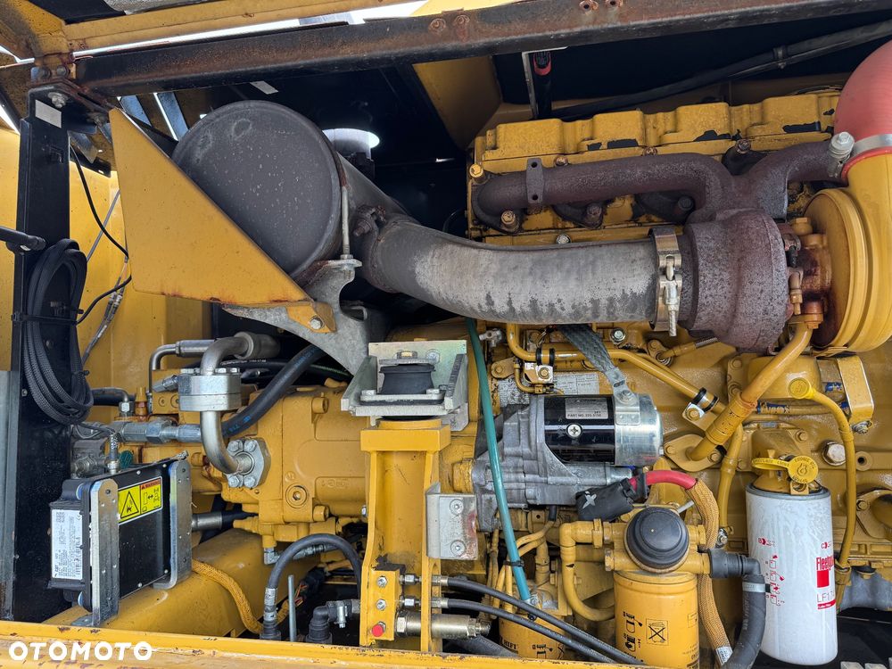 Caterpillar M316D - 11