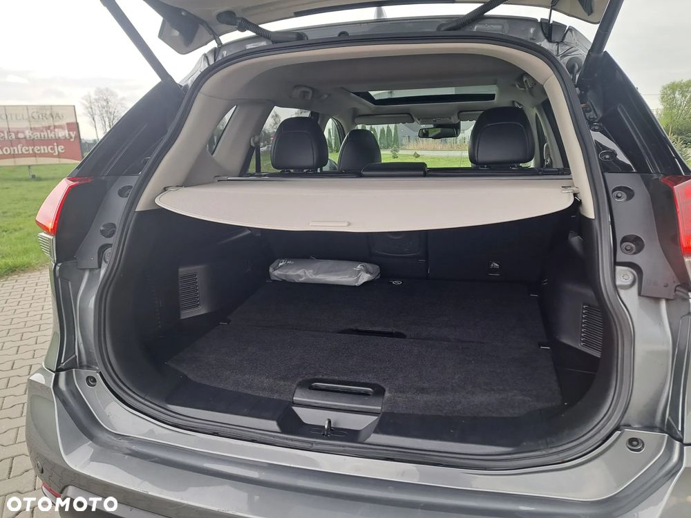 Nissan X-Trail 1.6 DCi Tekna Xtronic 2WD EU6 - 23