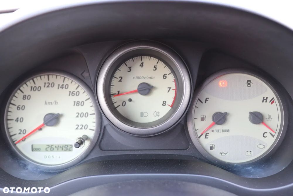 Toyota RAV4 4x4 - 36