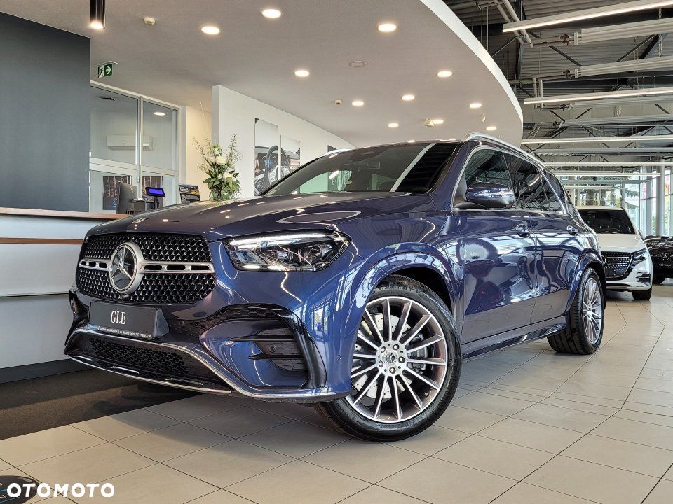 Mercedes-Benz GLE - 1