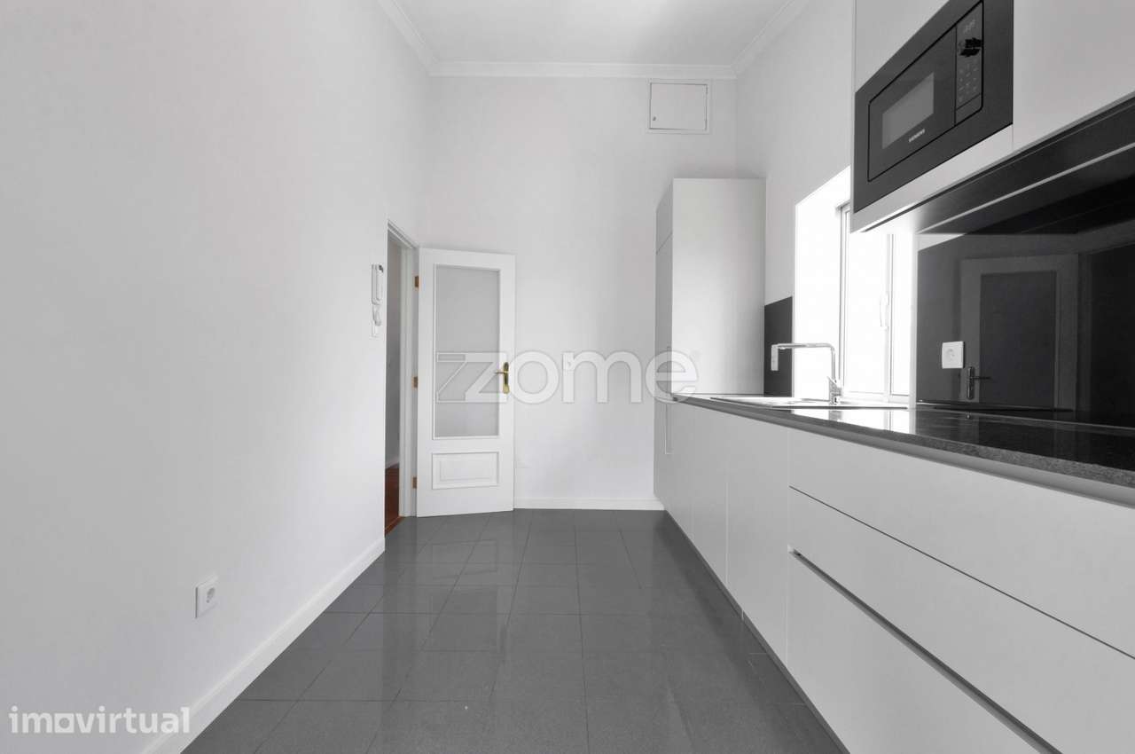 Andar moradia T2 com garagem e arrumos - Custóias, Matosinhos - Grande imagem: 4/22