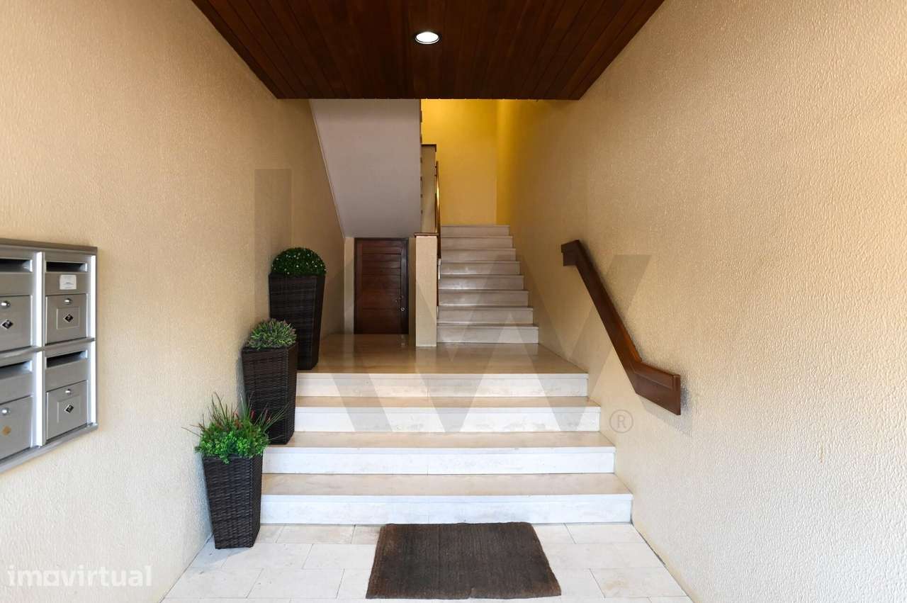 Apartamento T2 no centro de Benavente | 107 m2 de área útil - Grande imagem: 5/19