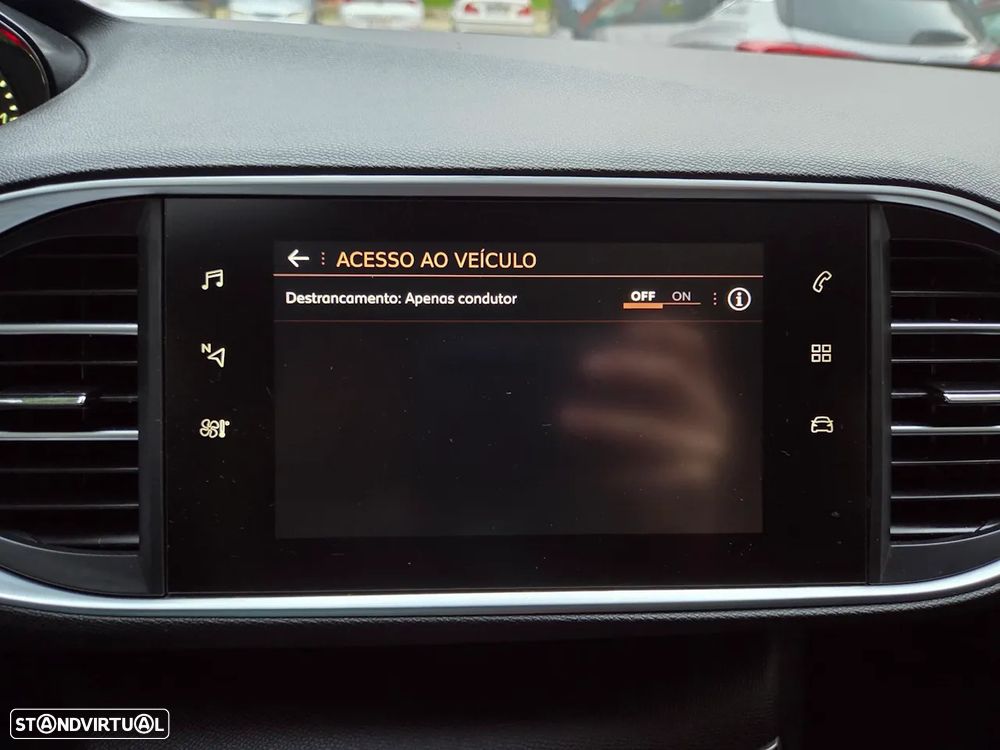 Peugeot 308 PureTech 130 GPF EAT8 Stop & Start Tech Edition - 42