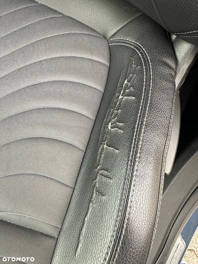 Opel Astra IV 1.4 T Cosmo - 10