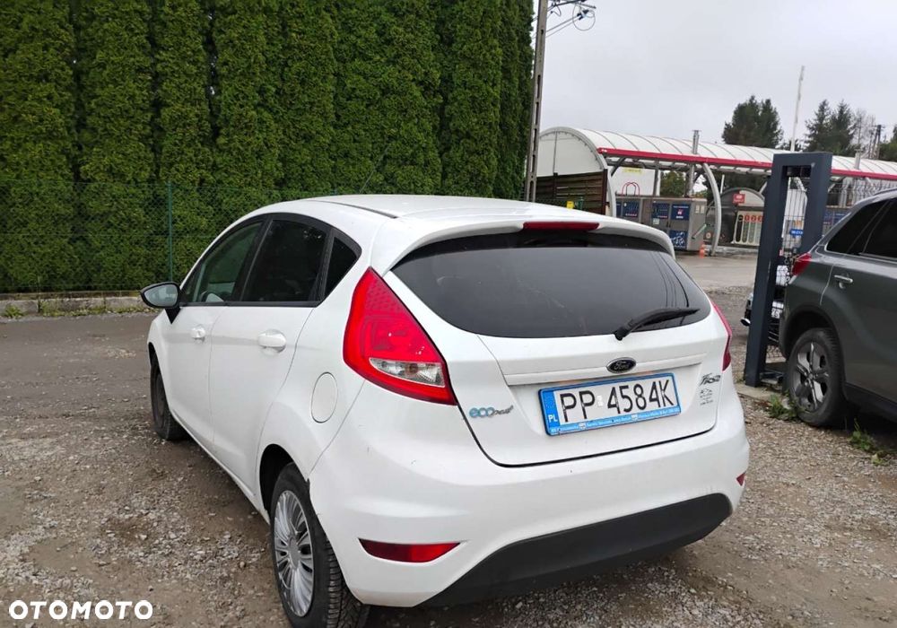 Ford Fiesta - 4
